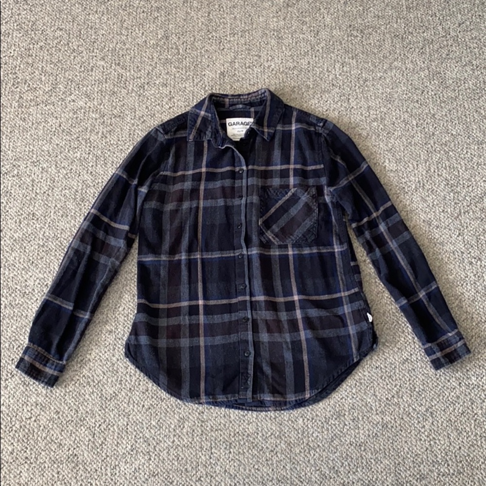 *SOLD* Black & Navy Plaid Flannel Shirt